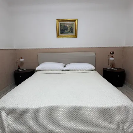 Esposito Homes * Νάπολη